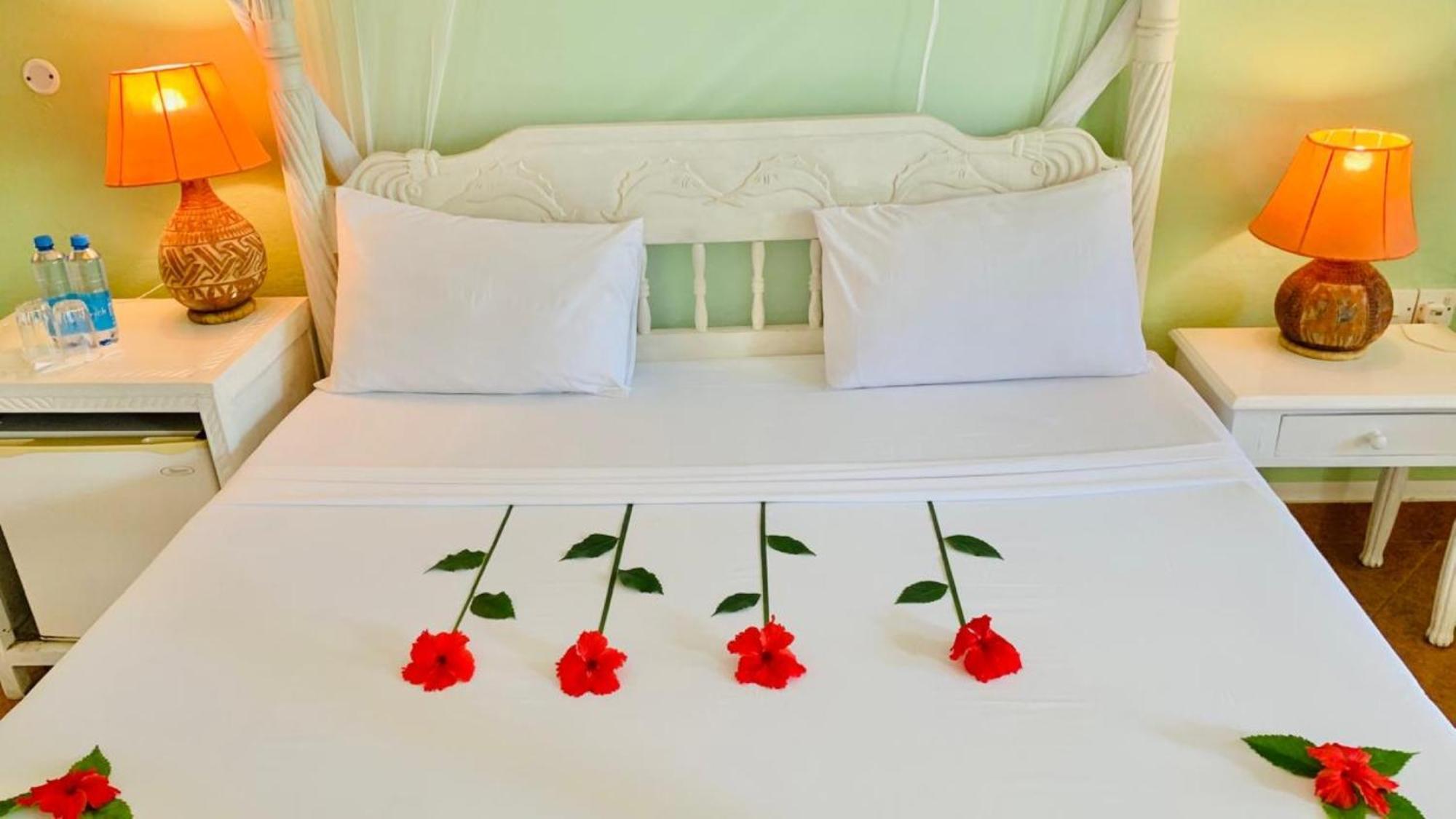 Lily Palm Resort Watamu Exterior photo
