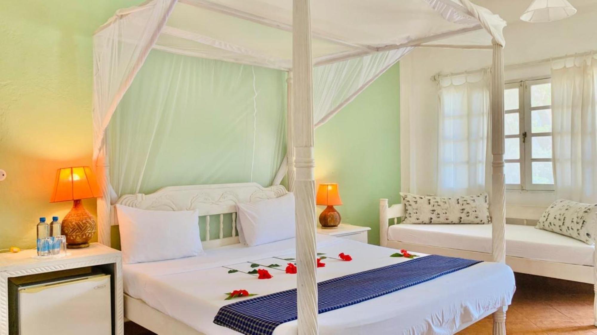 Lily Palm Resort Watamu Exterior photo