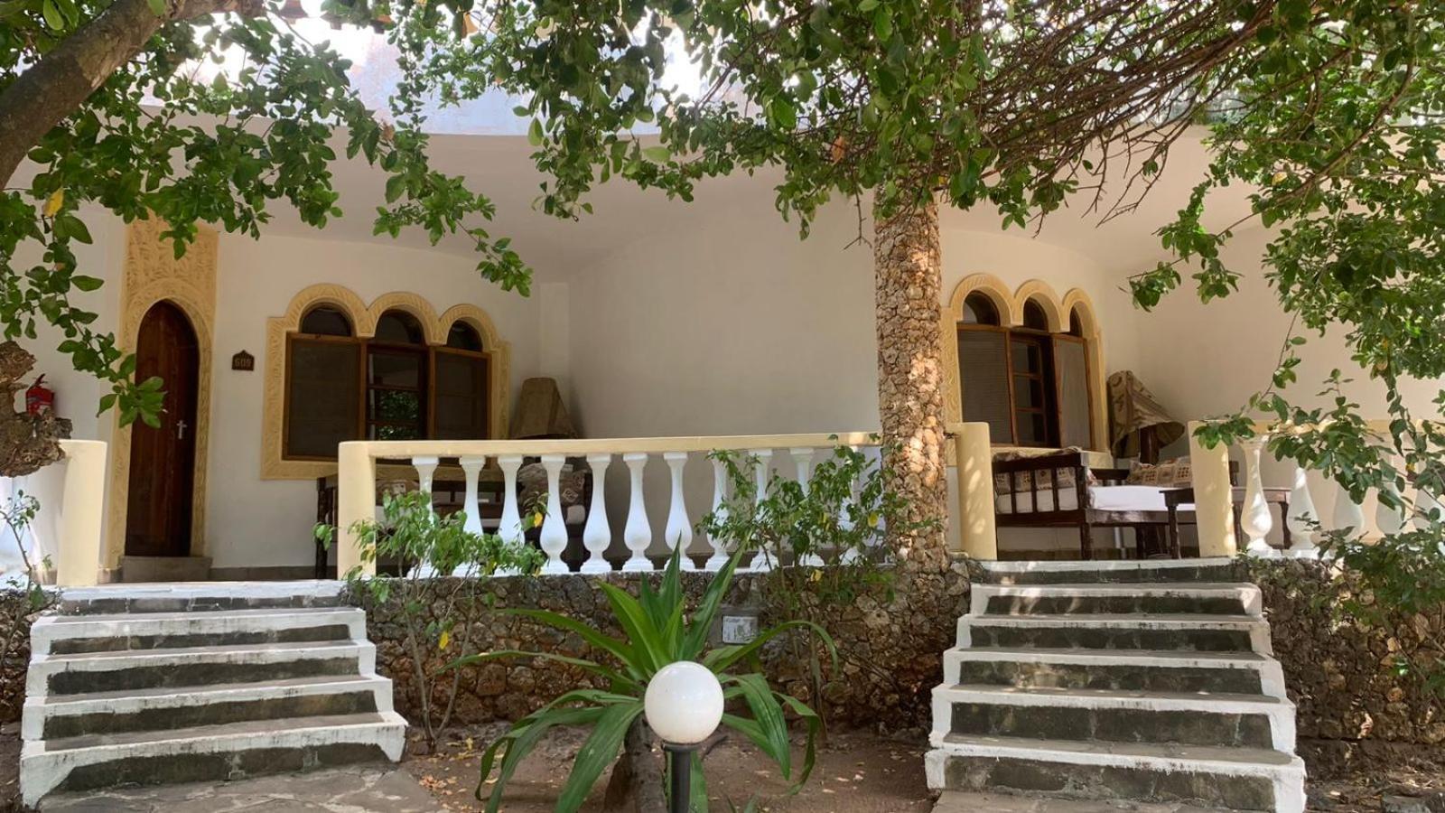 Lily Palm Resort Watamu Exterior photo